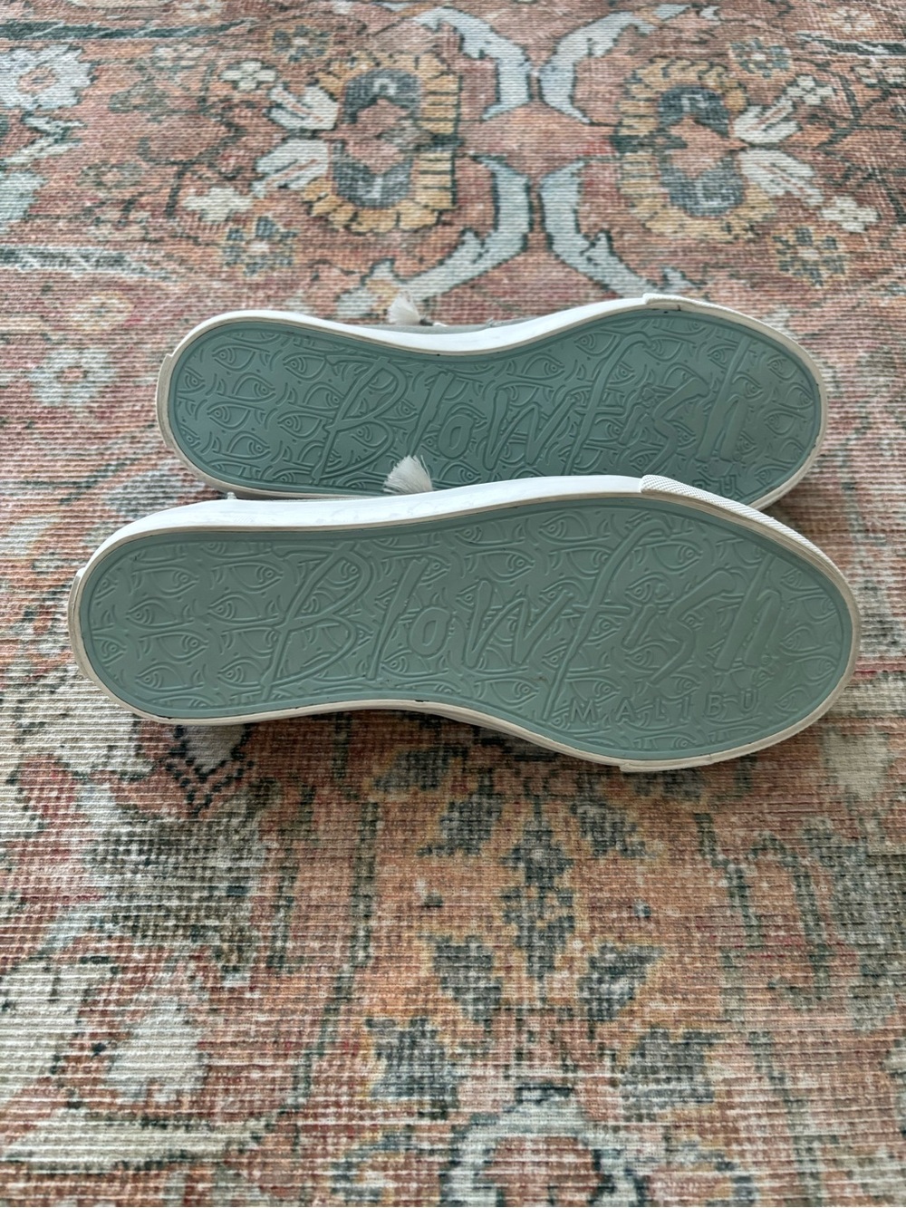 🍃🦋 Blowfish Malibu Canvas Distressed Slip On Sneakers - Picture 4 of 8